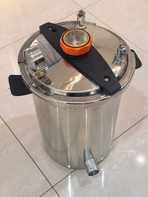 LPG Heated Portable Dental Autoclave Manual Control For Medical Equipment